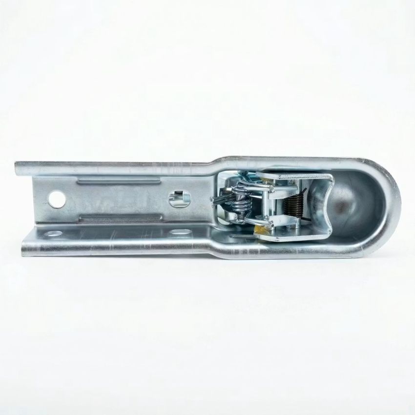 Pressed steel unbraked coupling 750kg 40mm square box