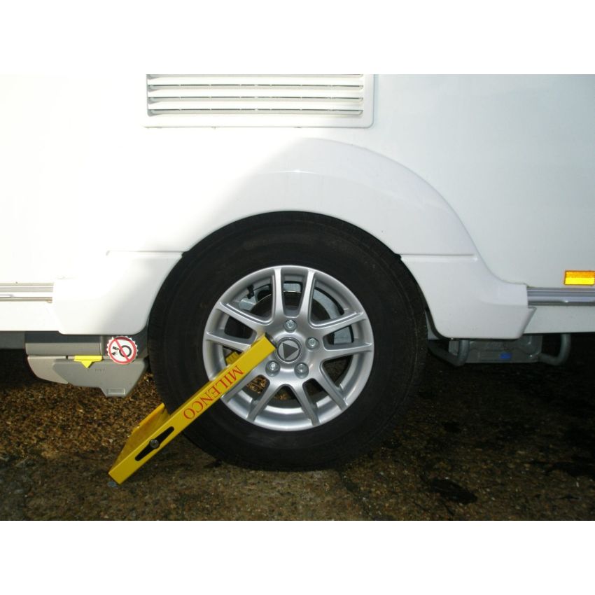 Milenco Aero 4 Towing Mirror