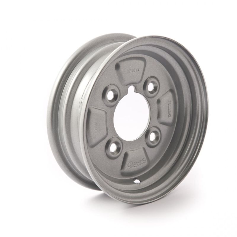 8 inch rim 4 studs on 4